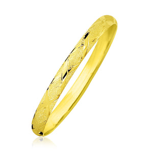 10k Yellow Gold Slender Diamond Pattern Textured Bangle